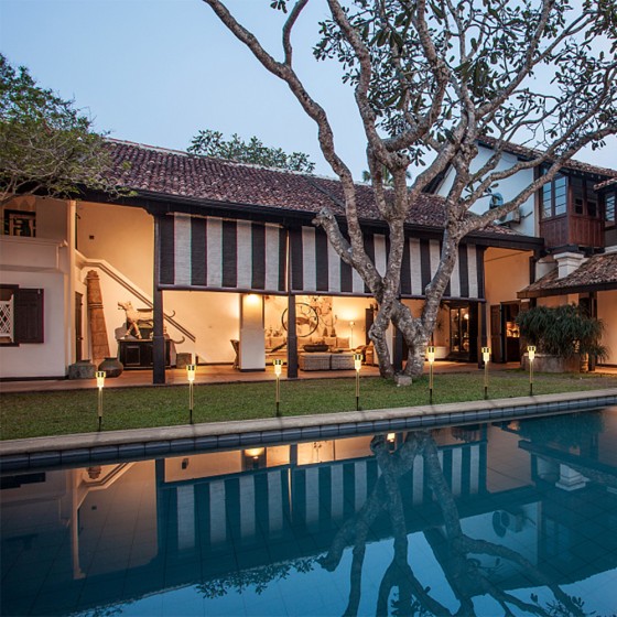 24pcs 5W High Brightness Solar Power LED Lawn Lamps with Lampshades Warm White